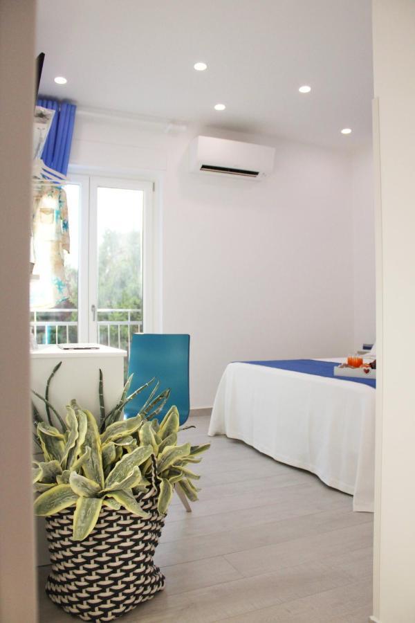 Bed and Breakfast La Casa Degli Amici Sorrent Exterior foto